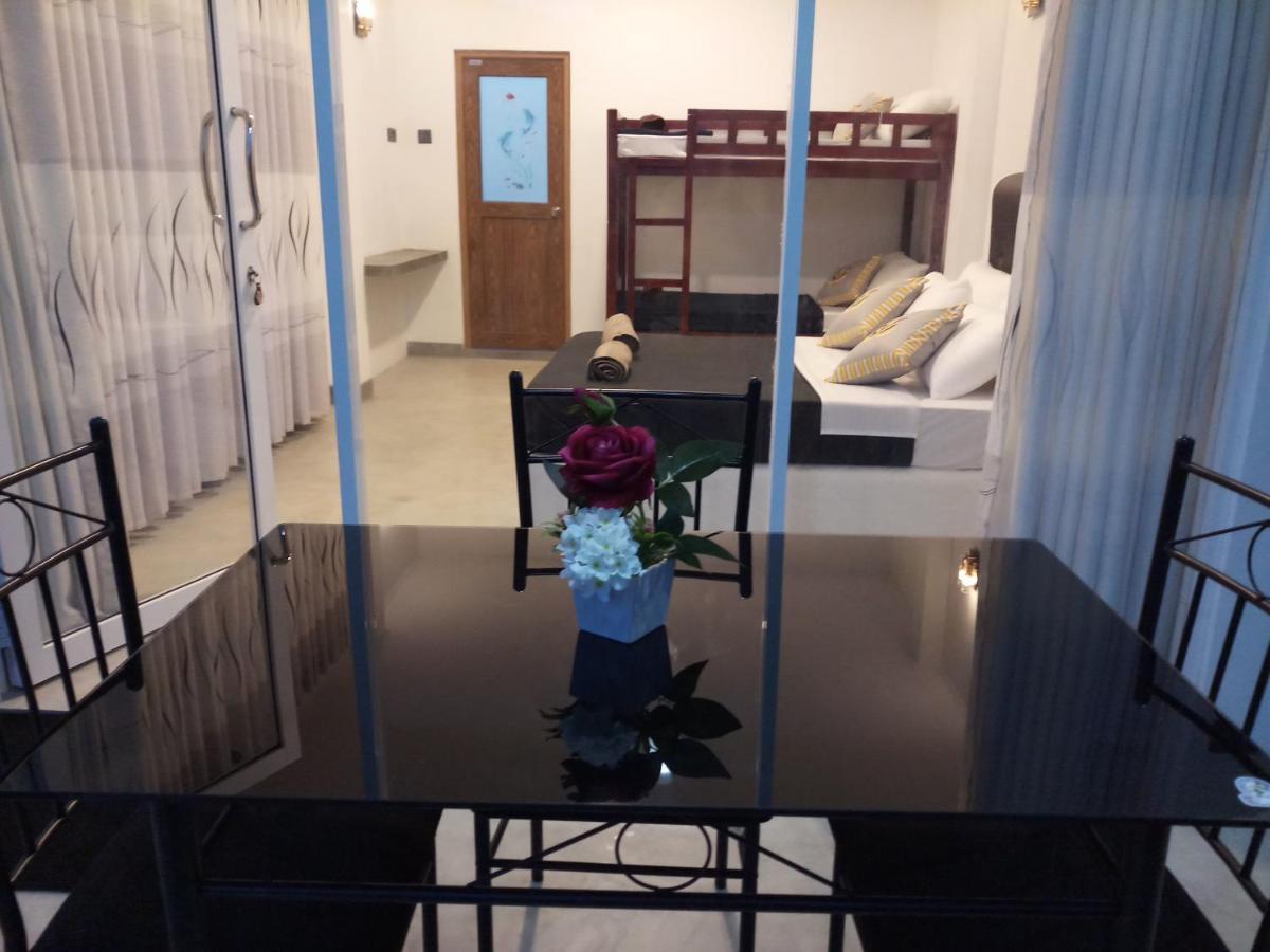Blossom Inn เอลลา ภายนอก รูปภาพ