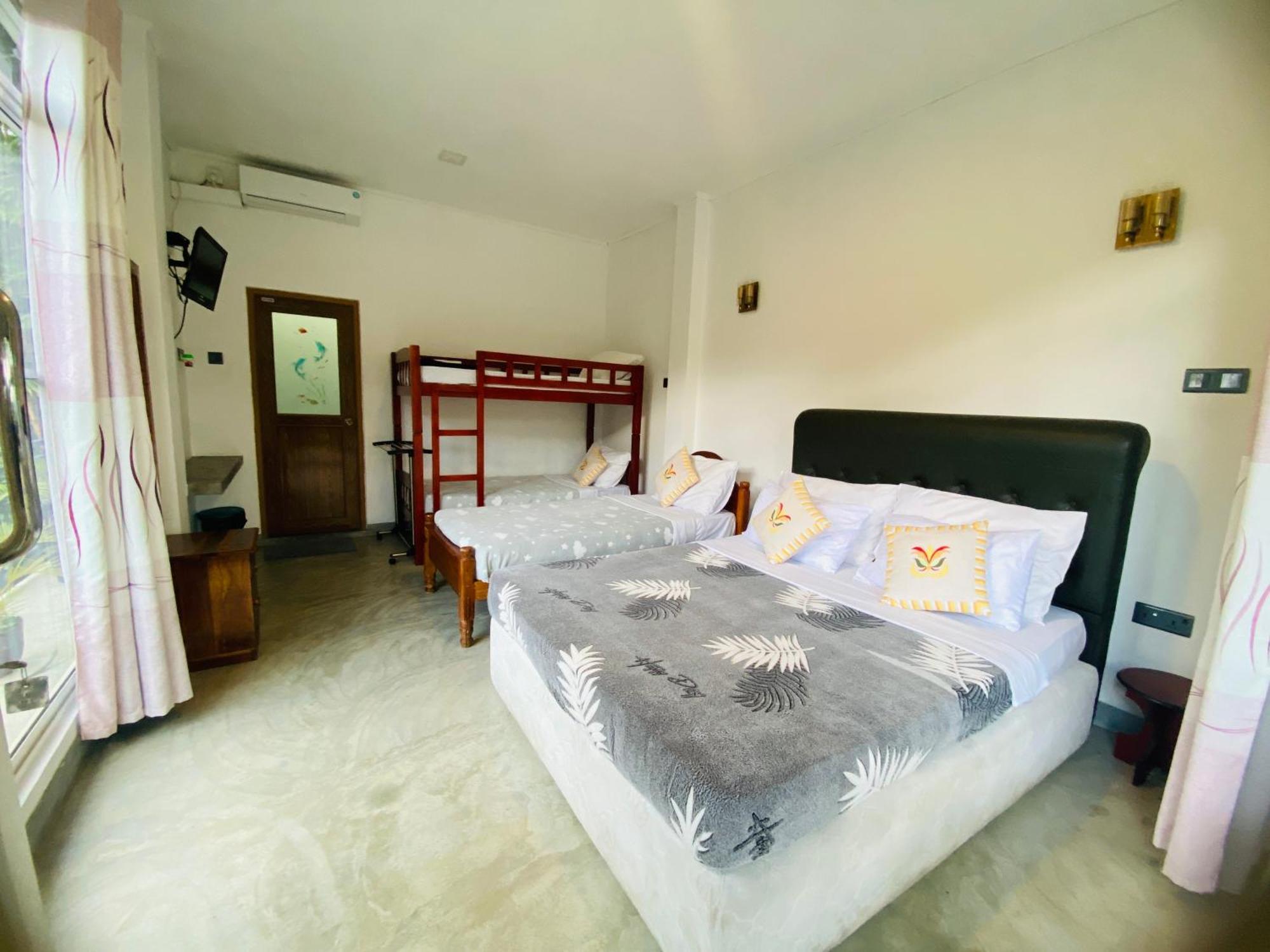 Blossom Inn เอลลา ภายนอก รูปภาพ