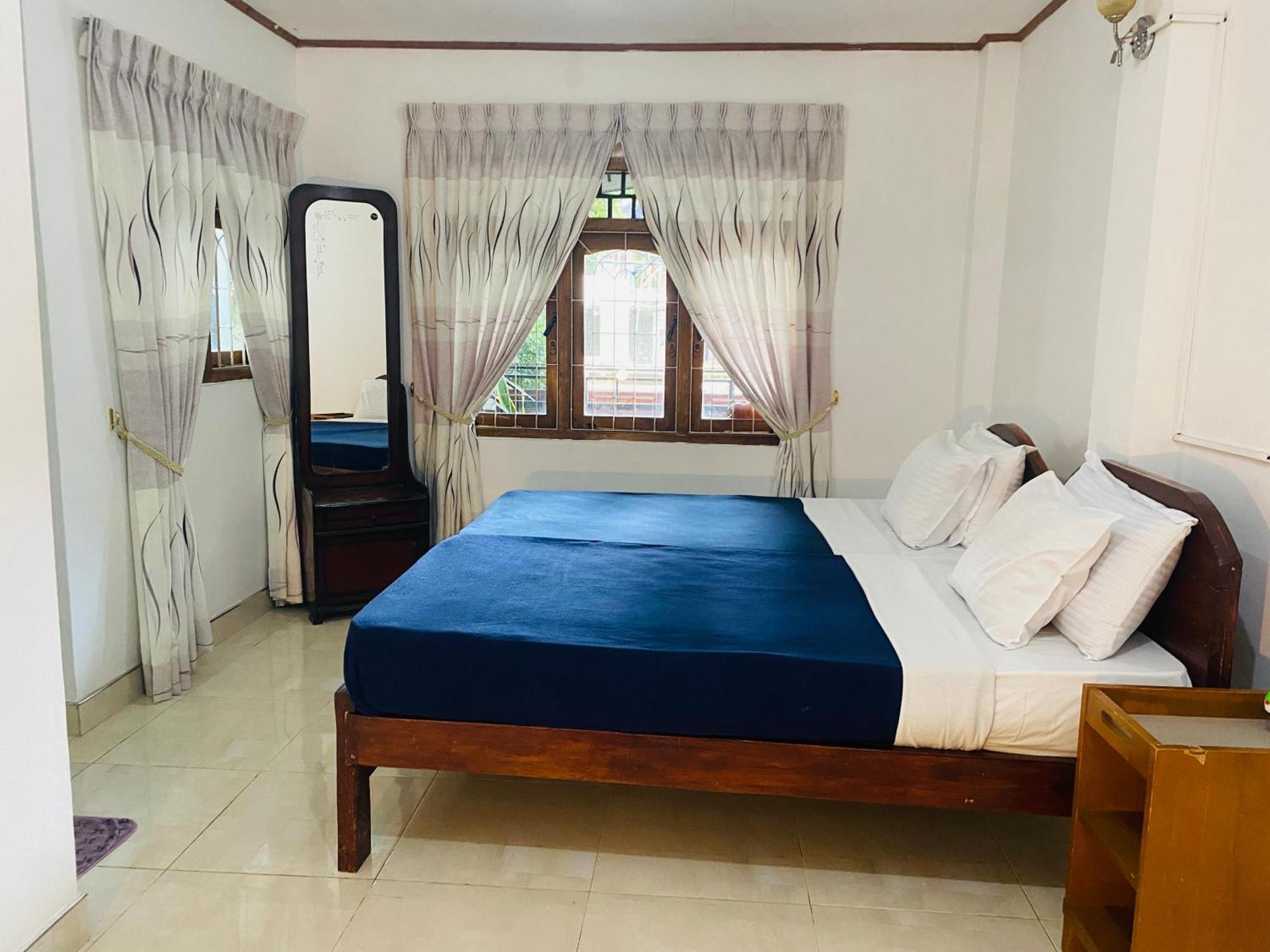 Blossom Inn เอลลา ภายนอก รูปภาพ