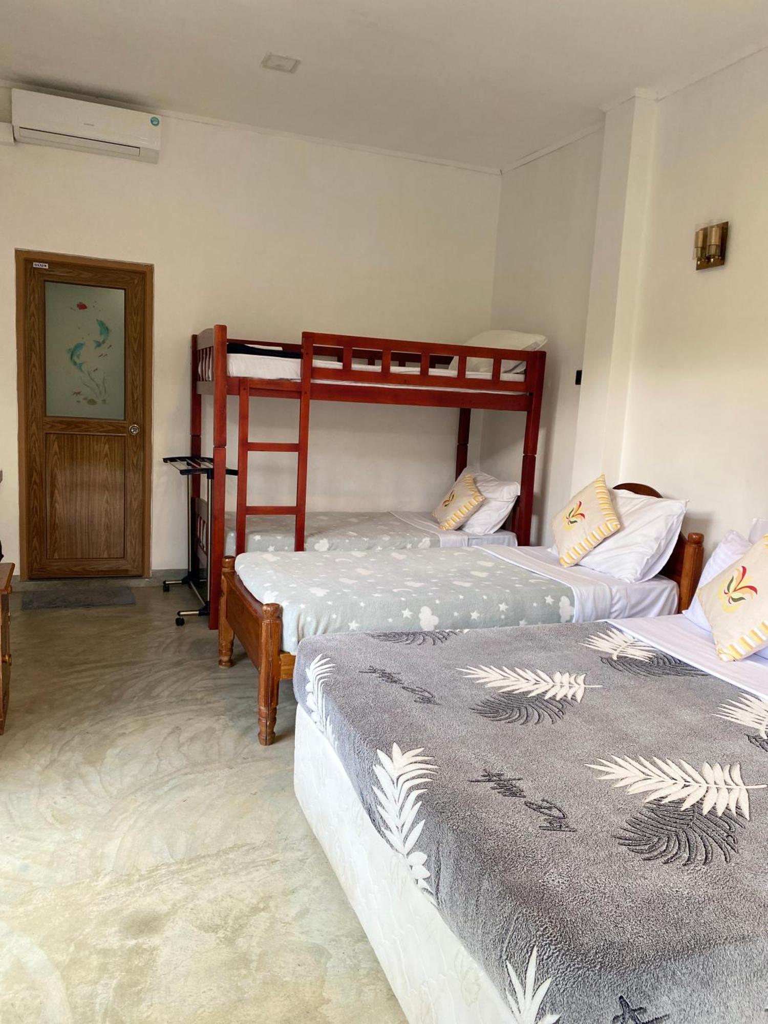 Blossom Inn เอลลา ภายนอก รูปภาพ