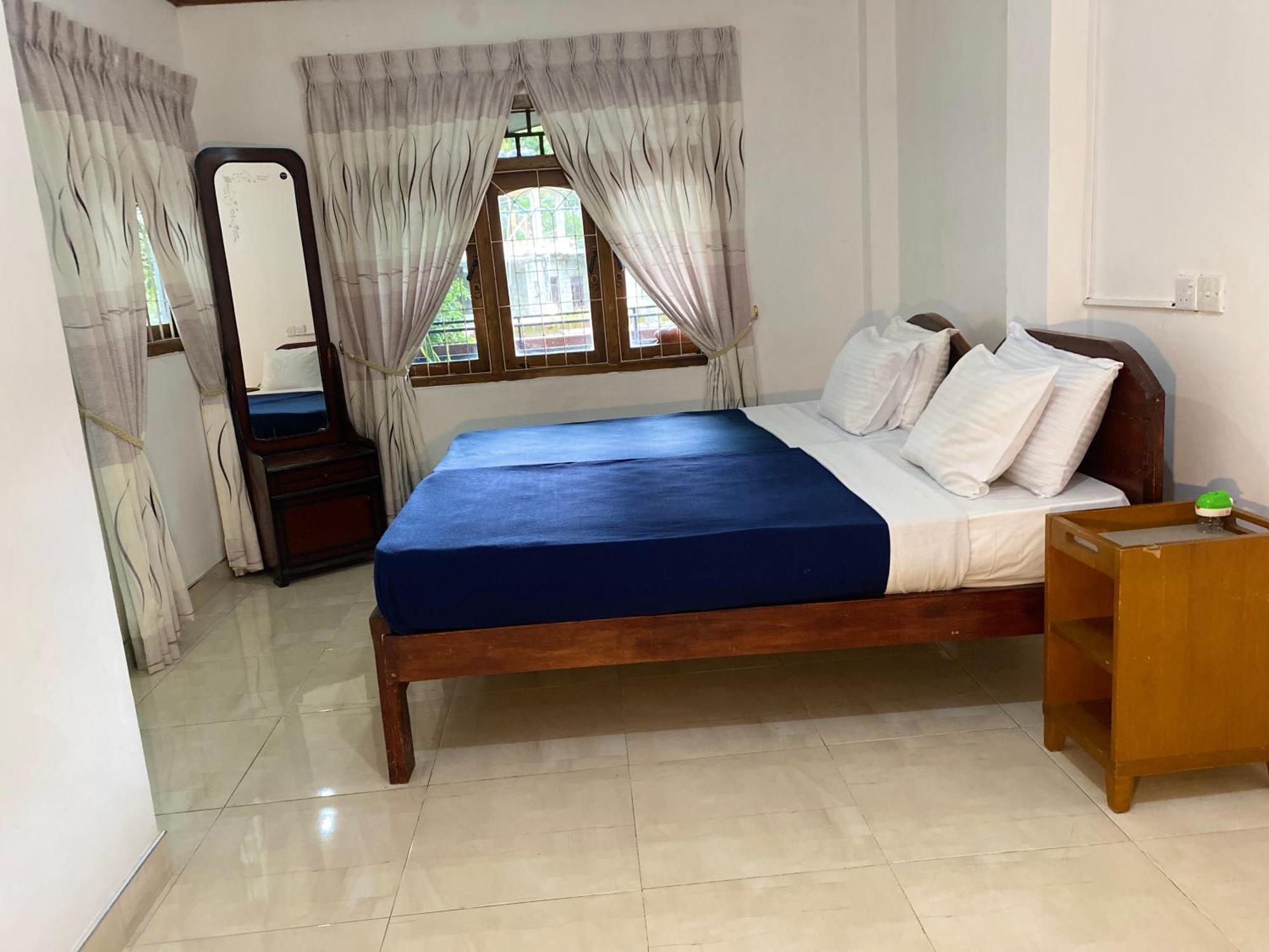 Blossom Inn เอลลา ภายนอก รูปภาพ
