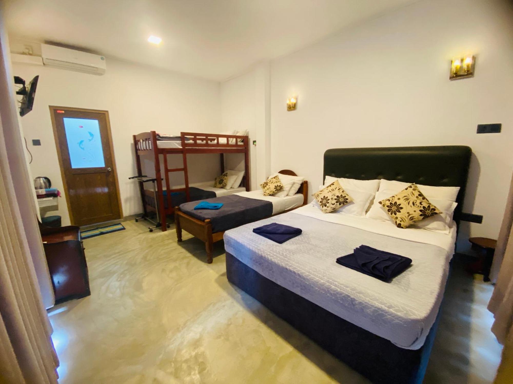 Blossom Inn เอลลา ภายนอก รูปภาพ